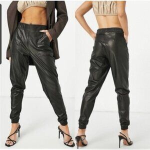 SPANX Black Like /Faux Leather Elastic Waist pull on jogger pants Women's L